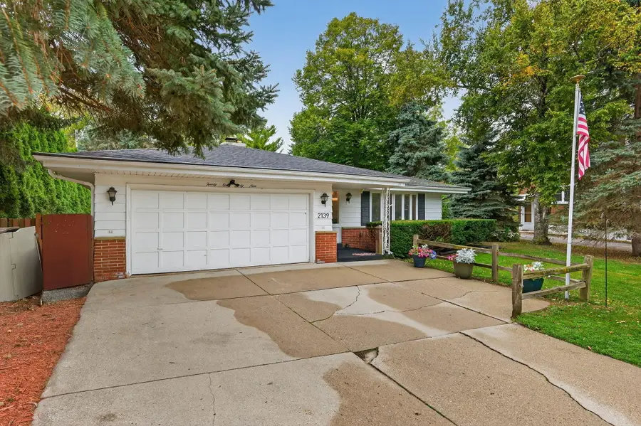 2139 E Leroy Ave, Saint Francis, WI 53235 - Image #3