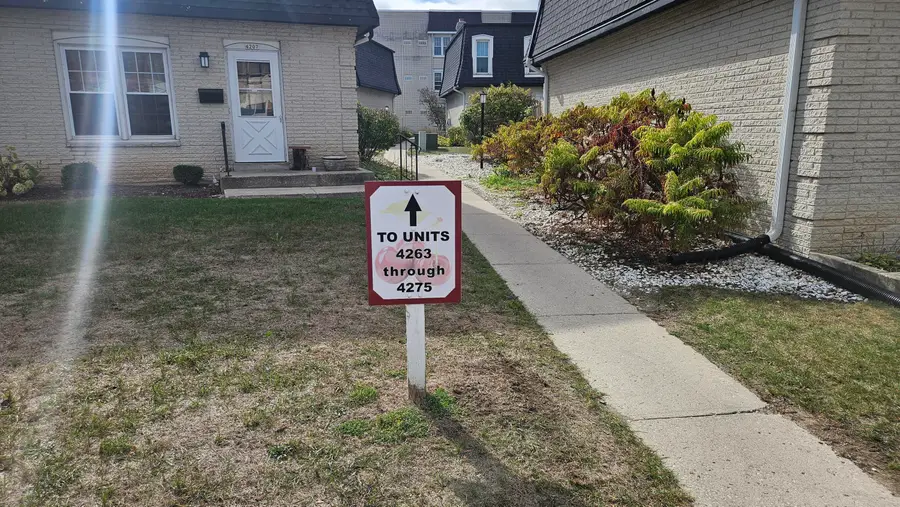 4273 W Cherrywood Ln, Brown Deer, WI 53209 - Image #2