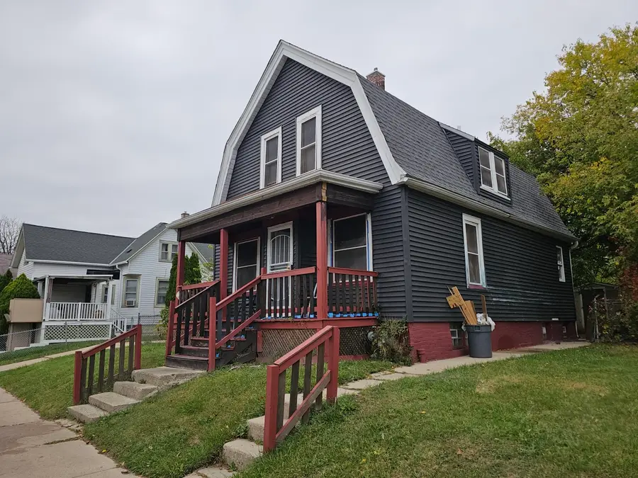 1526 W Groeling Ave, Milwaukee, WI 53206 - Image #2