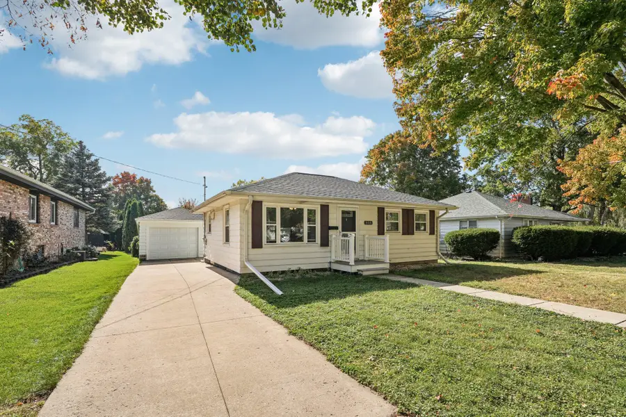 606 Phoenix St, Delavan, WI 53115 - Image #2