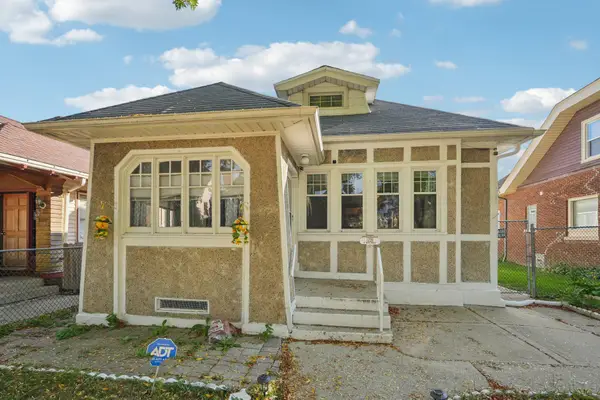 1226 S 28th St, Milwaukee, WI 53215