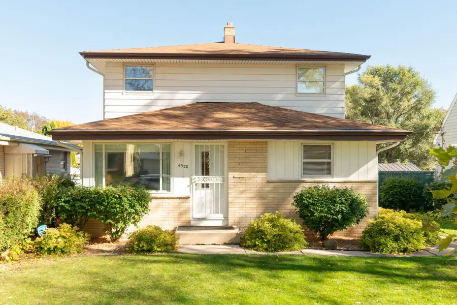 4928 N 89th St, Milwaukee, WI 53225 - Image #2