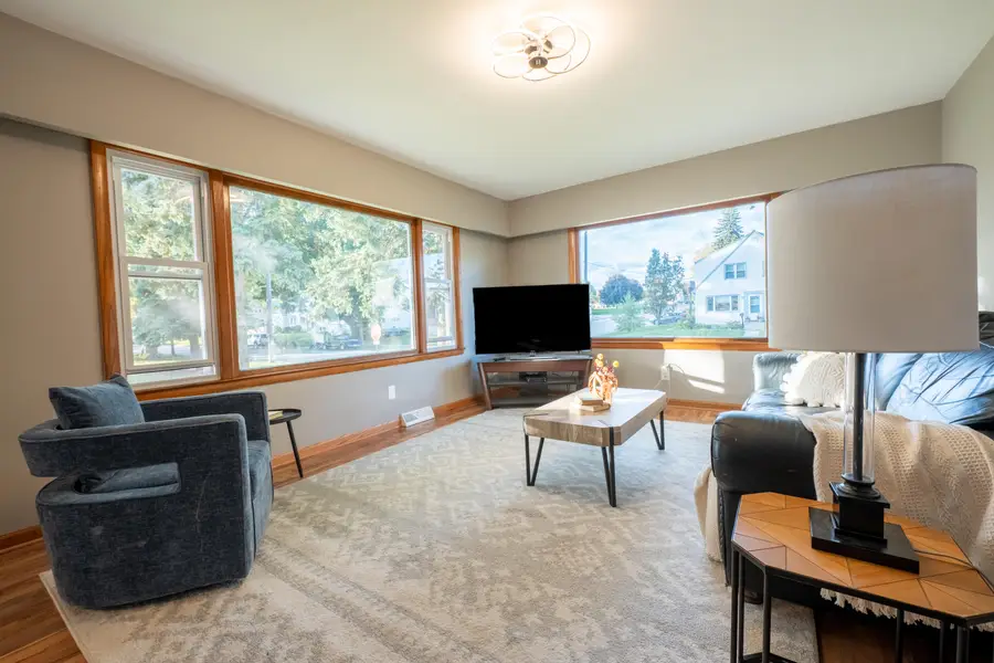 2701 4th Ave, South Milwaukee, WI 53172 - Image #2