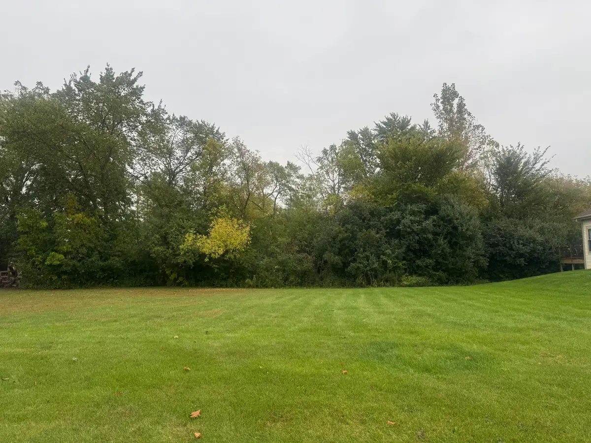 4540 S 116th St, Greenfield, WI 53228 - Image #1