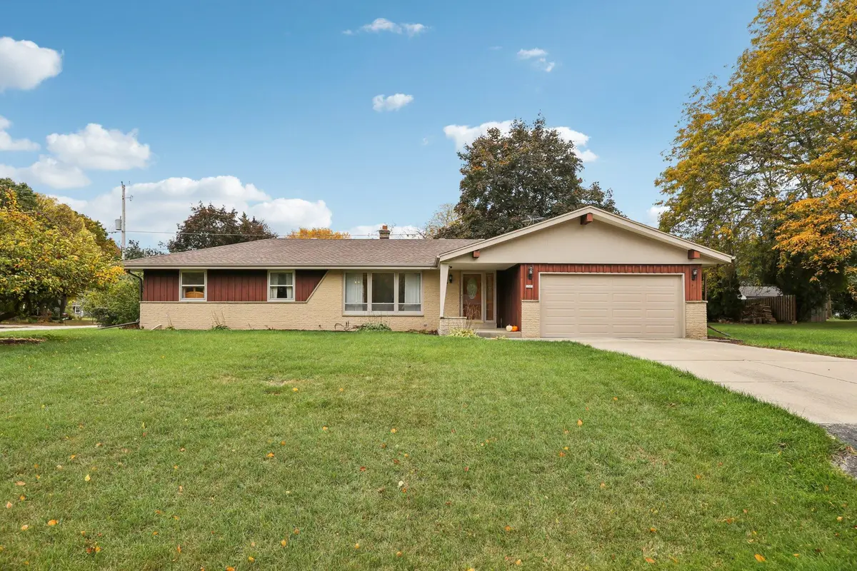 5503 W Silverleaf Ln, Brown Deer, WI 53223 - Image #1