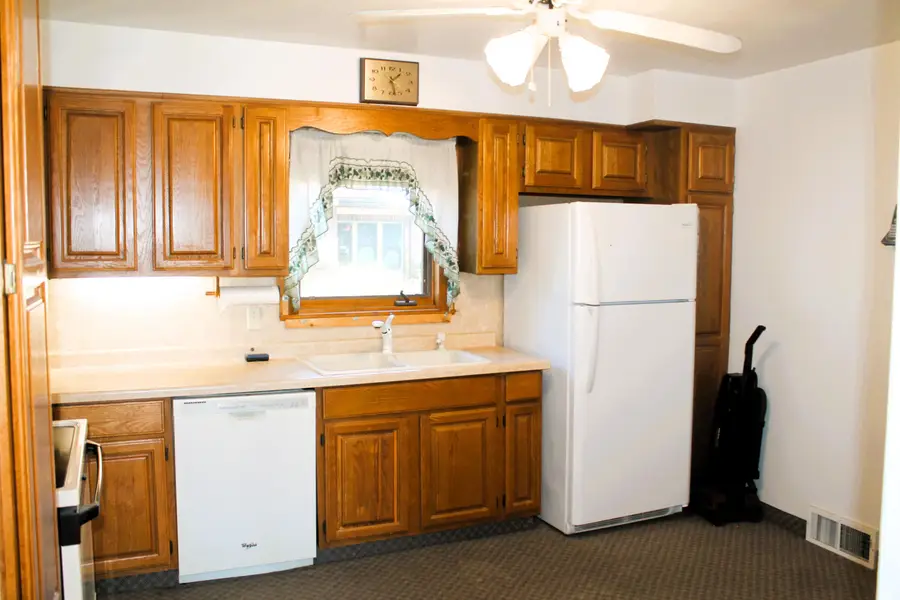 2924 South Ave, La Crosse, WI 54601 - Image #2