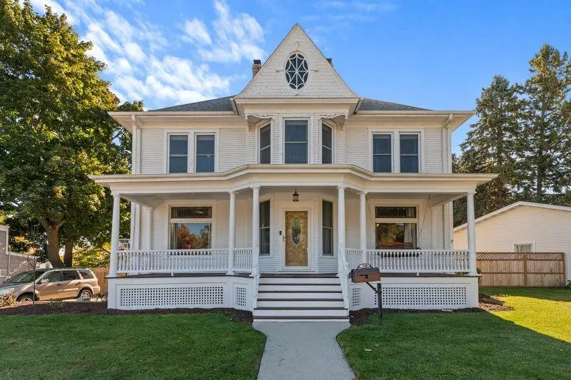 339 Pine St, Sheboygan Falls, WI 53085 - Image #1