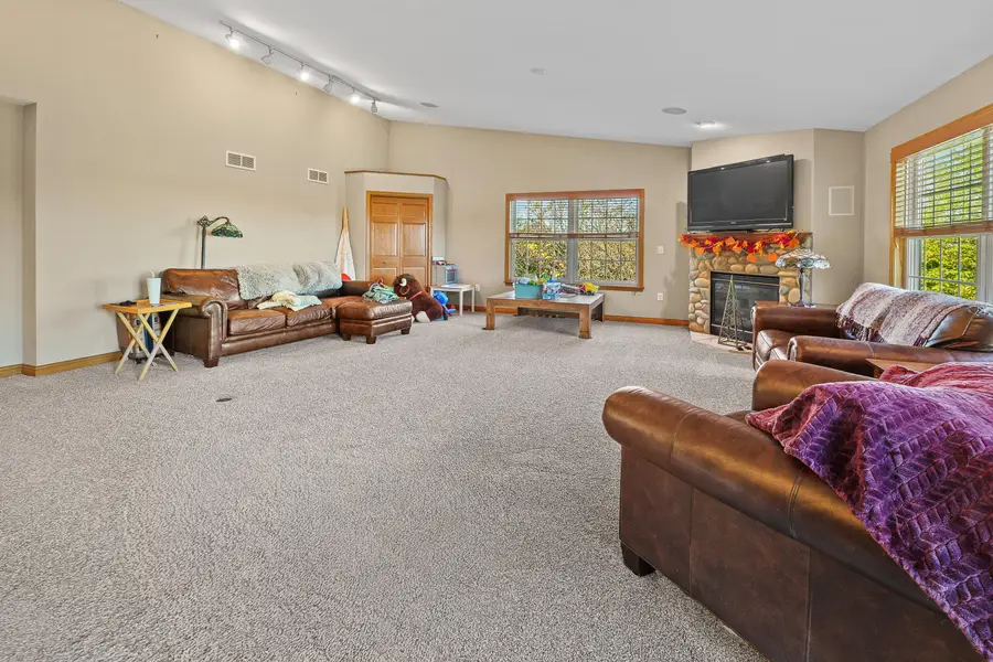 W144N10968 Fond Du Lac Ave, Germantown, WI 53022 - Image #3