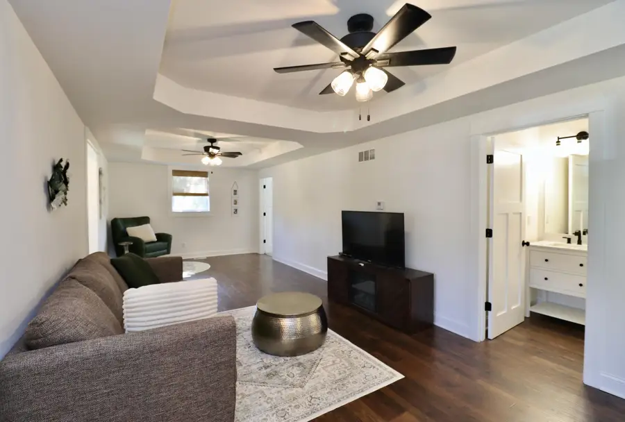 216 N 5th St, Delavan, WI 53115 - Image #2