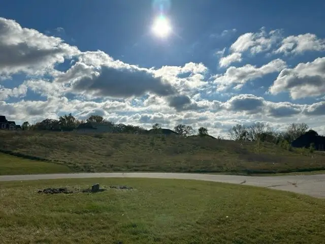 Lt27 Leasure Ct, East Troy, WI 53120 - Image #1