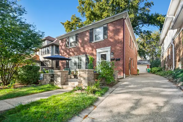 1700 E Menlo Blvd, Shorewood, WI 53211