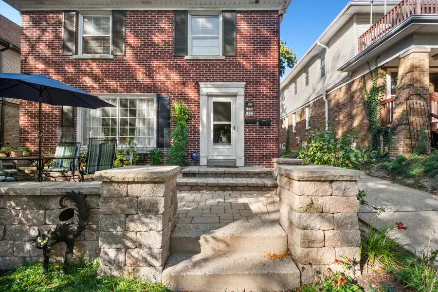 1700 E Menlo Blvd, Shorewood, WI 53211 - Image #2