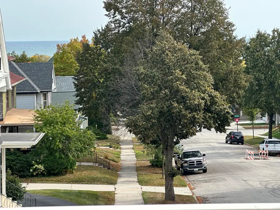 832 N 6th St, Sheboygan, WI 53081 - Image #2