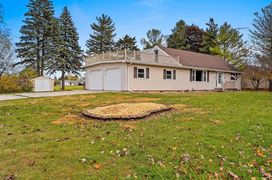 3608 Menasha Ave, Manitowoc, WI 54220 - Image #2