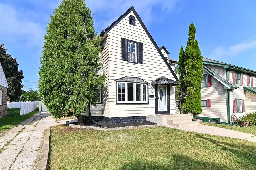 3731 S 56th St, Greenfield, WI 53220 - Image #2