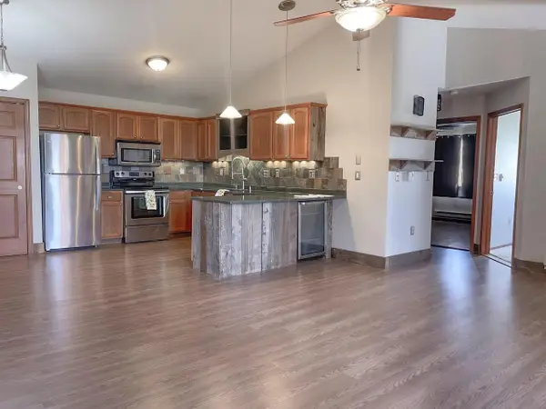 513 Lawson School Rd, Delavan, WI 53115