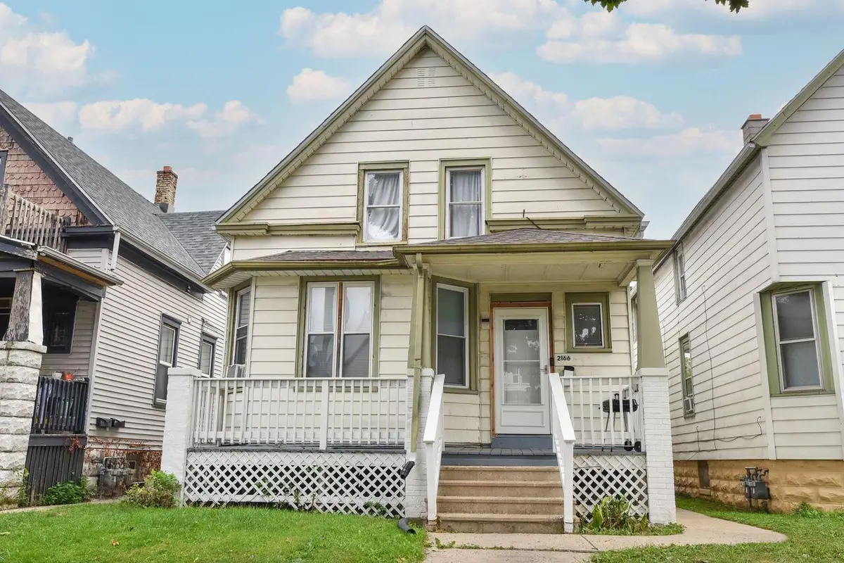 2166 S 6th St, Milwaukee, WI 53215 - Image #1