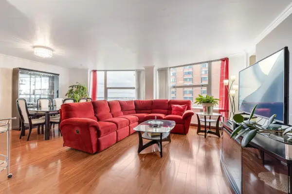 1610 N Prospect Ave N, Milwaukee, WI 53202