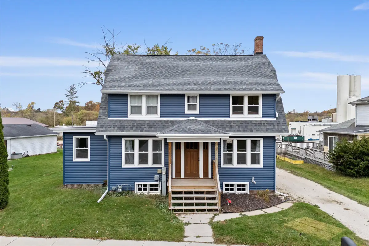 217 Wisconsin St, Adell, WI 53001 - Image #1