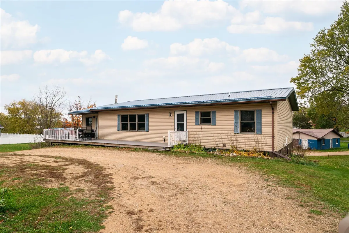 215 Coon Prairie Ave, Westby, WI 54667 - Image #1