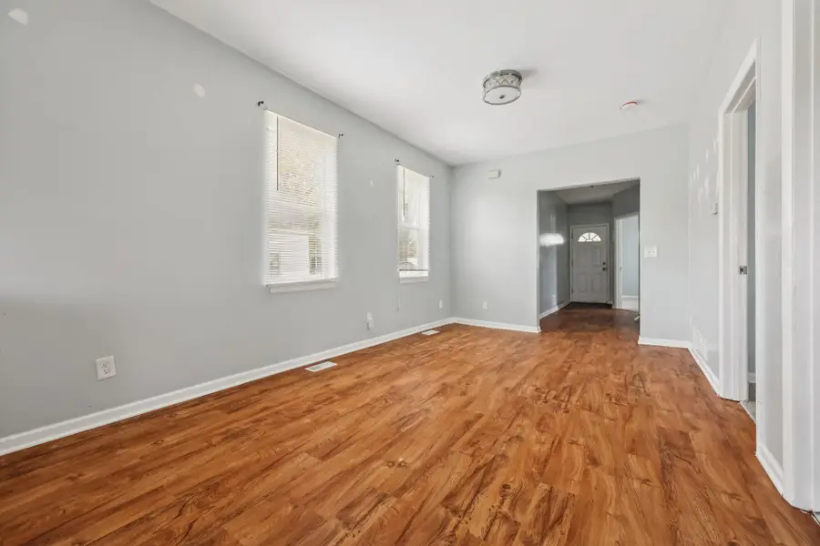 3468 N Richards St, Milwaukee, WI 53212 - Image #2