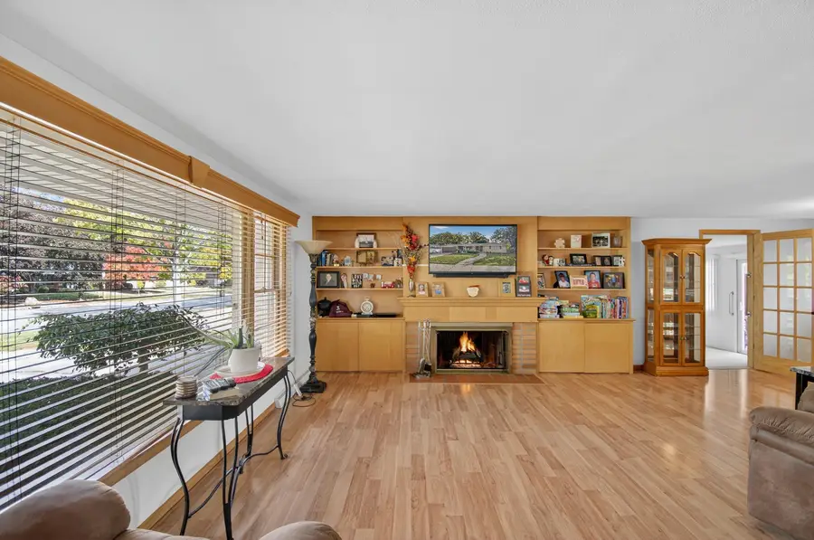 4707 Wilson Rd, Kenosha, WI 53142 - Image #2