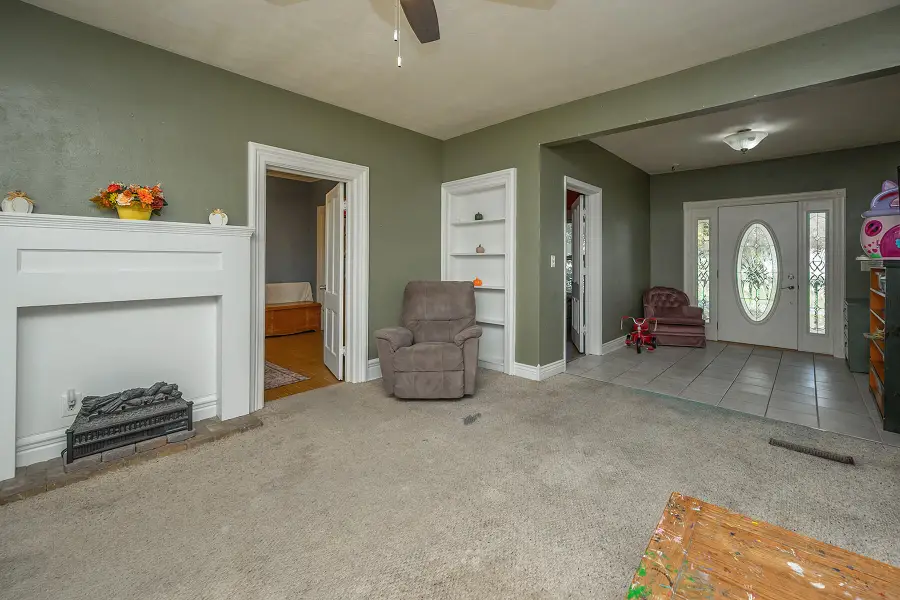 127 Pleasant St, Sharon, WI 53585 - Image #3