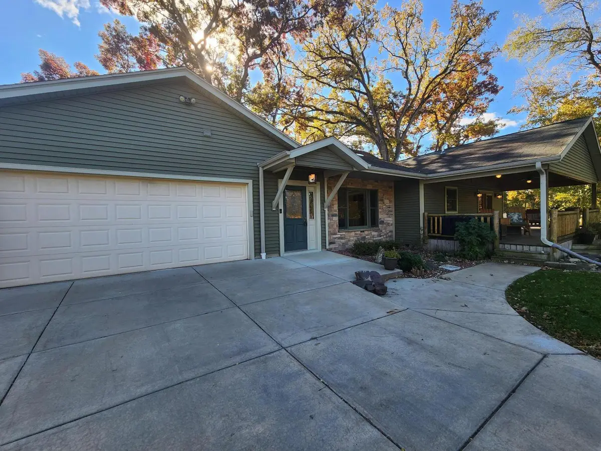 2408 S Teut Rd, Burlington, WI 53105 - Image #1