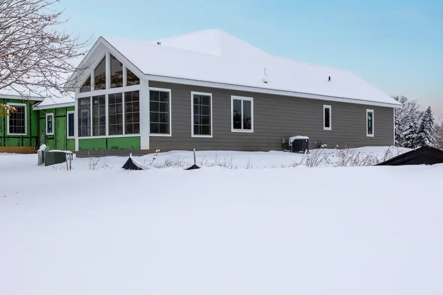 303 Fairway Meadows Ln, Sheboygan Falls, WI 53085 - Image #3