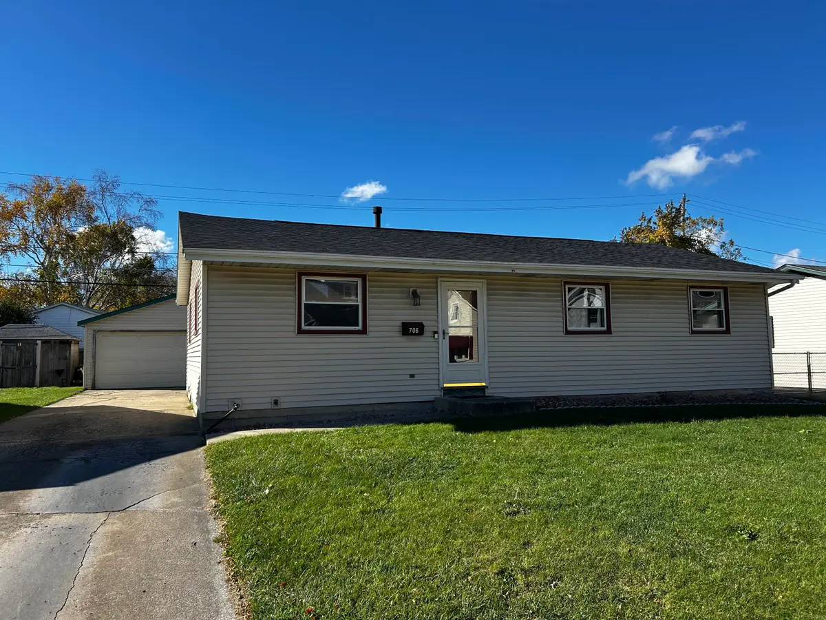 706 West Blvd, Racine, WI 53405 - #1