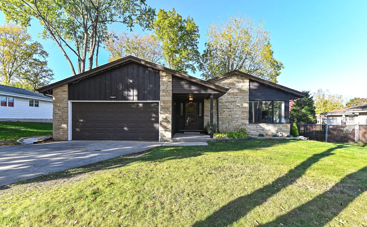 1800 Mackinac Ave, South Milwaukee, WI 53172 - Image #1