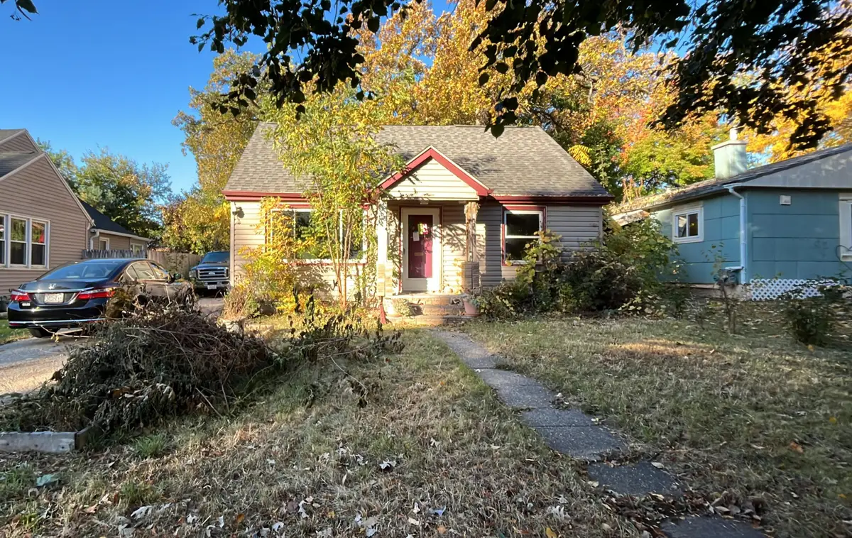 821 N Washington St, Janesville, WI 53548 - #1