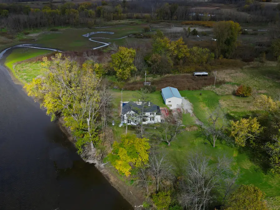W2951 Monroe Rd, Lebanon Town, WI 53066 - Image #2