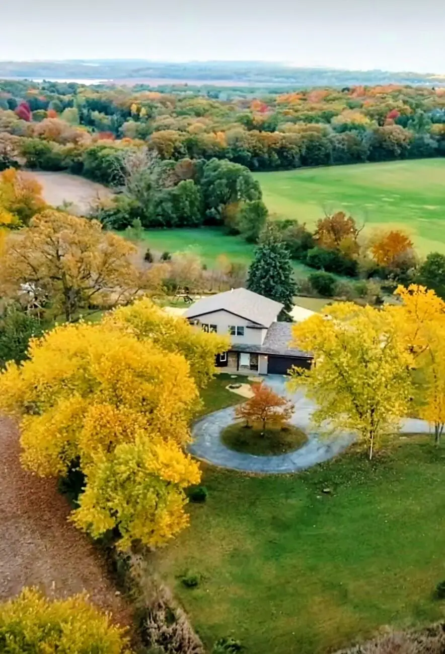 W309S8296 County Road I, Mukwonago, WI 53149 - Image #2