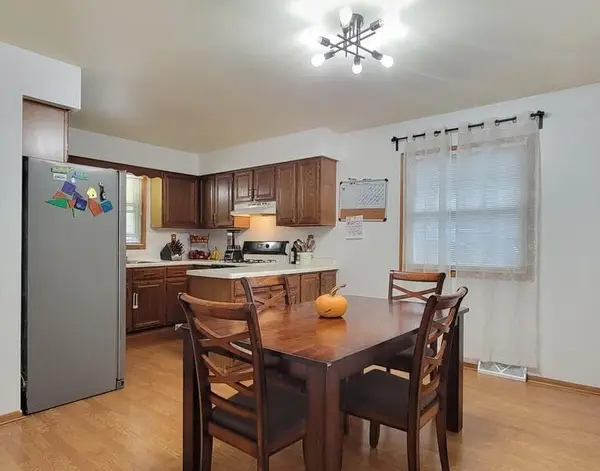 3147 S 49th St, Milwaukee, WI 53219