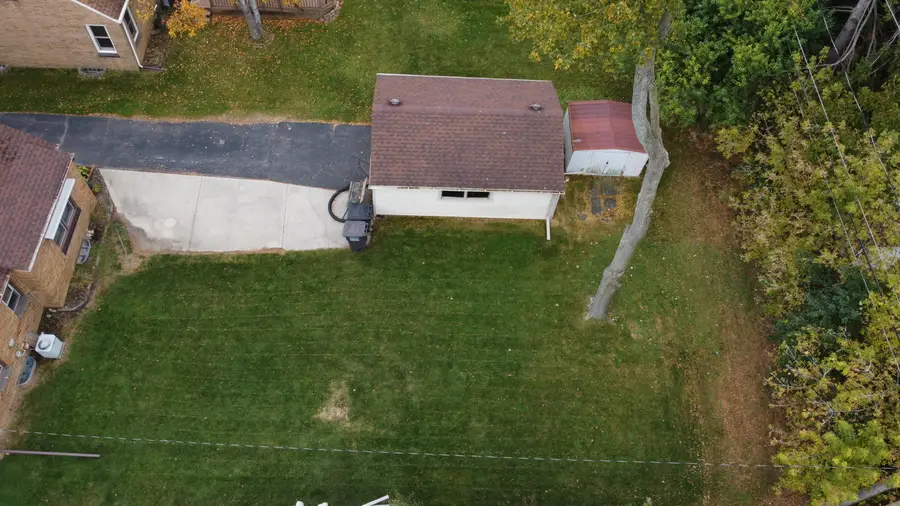 3943 S 55th St, Greenfield, WI 53220 - Image #2