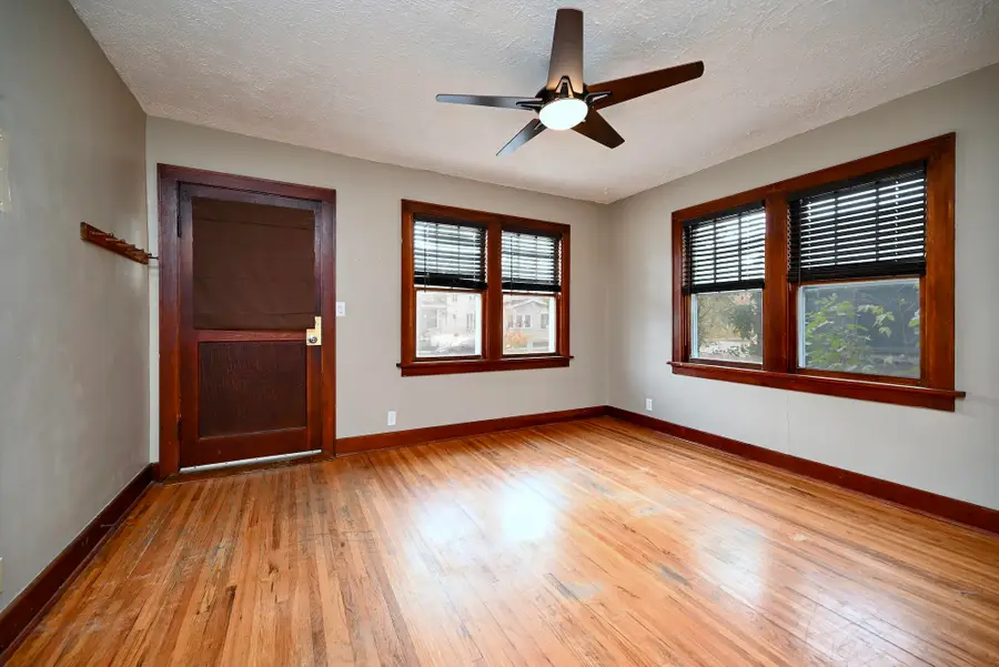 409 Sioux St, Winona, MN 55987 - Image #2