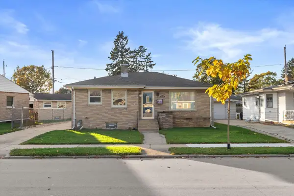 1834 Arcturus Ave, Racine, WI 53404