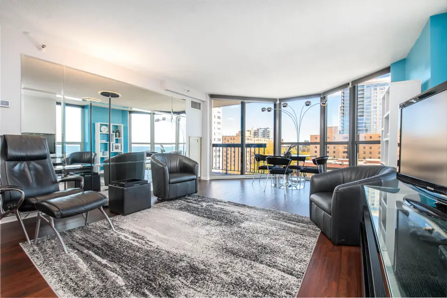 1660 N Prospect Ave, Milwaukee, WI 53202 - Image #2