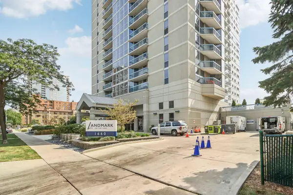 1660 N Prospect Ave, Milwaukee, WI 53202