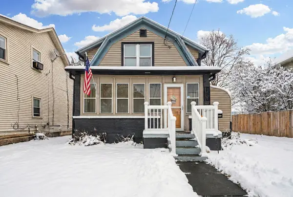 1139 White Rock Ave, Waukesha, WI 53186