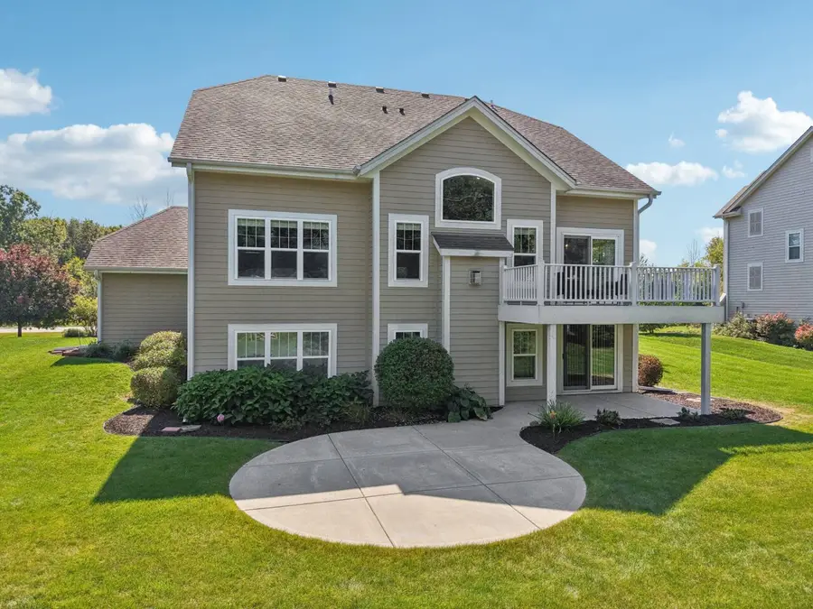 17350 W Burleigh Rd, Brookfield, WI 53045 - Image #2