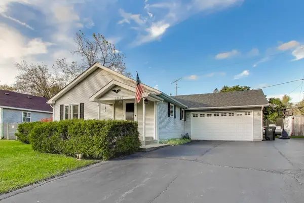 23624 124th St, Salem Lakes, WI 53179