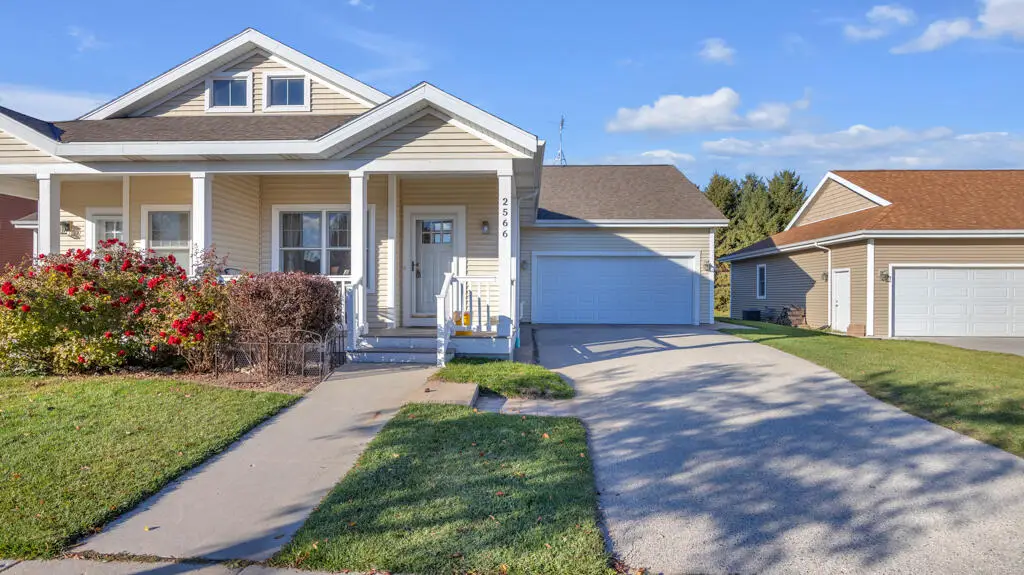 2566 Pickett St, Plymouth, WI 53073 - Image #1