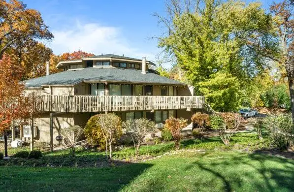 601 Knollwood Cir, Fontana, WI 53125 - Image #2