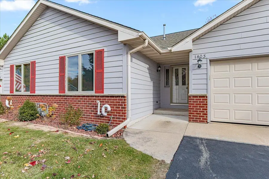 1403 Carriage Dr, West Bend, WI 53095 - Image #2