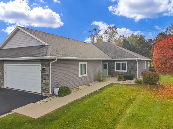 206 Potter Rd, Elkhorn, WI 53121