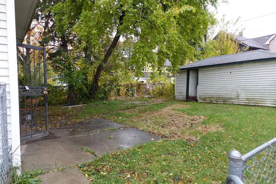 2977 N 36th St, Milwaukee, WI 53210 - Image #3