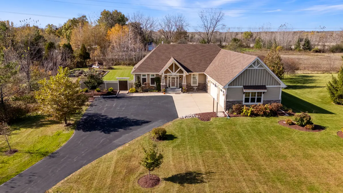 1935 Blacksmith Rd, Cedarburg, WI 53012 - #1