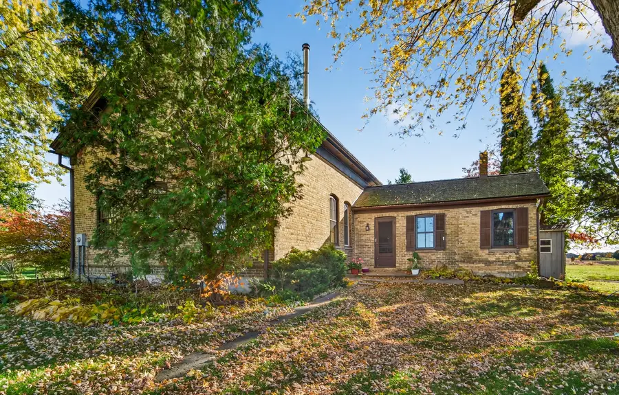 N1003 Plymouth Trl, New Holstein, WI 53061 - Image #2